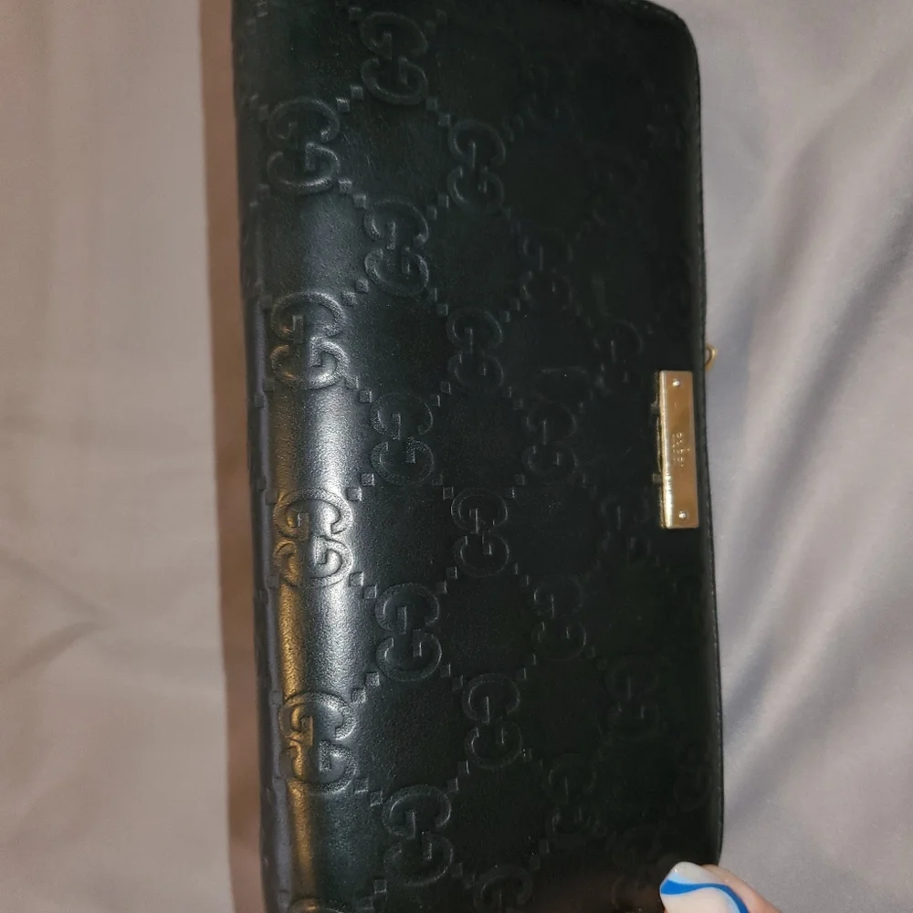 Gucci Black Gucci Signature Zip Wallet - Picture 15 of 16